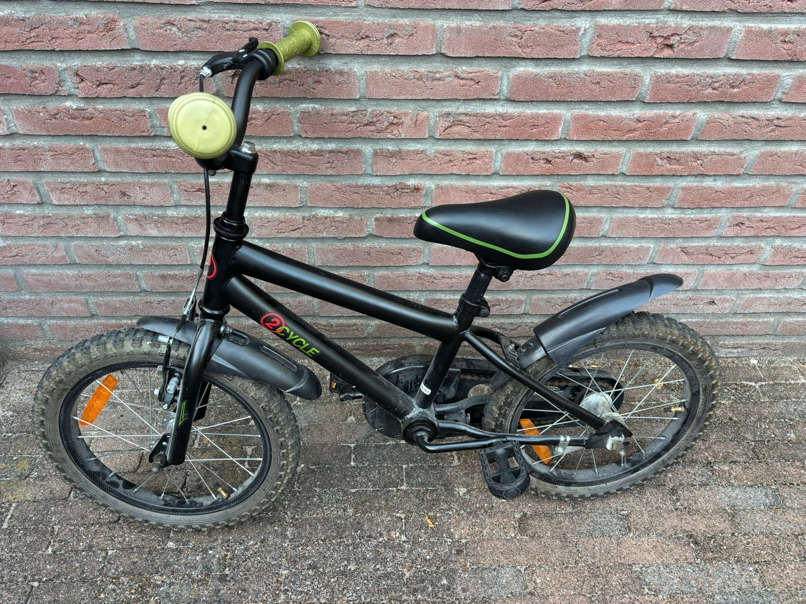 Zwarte kinderfiets 2Cycle met 16 inch wielen, Ophalen, Gebruikt, Terugtraprem, 16 tot 20 inch