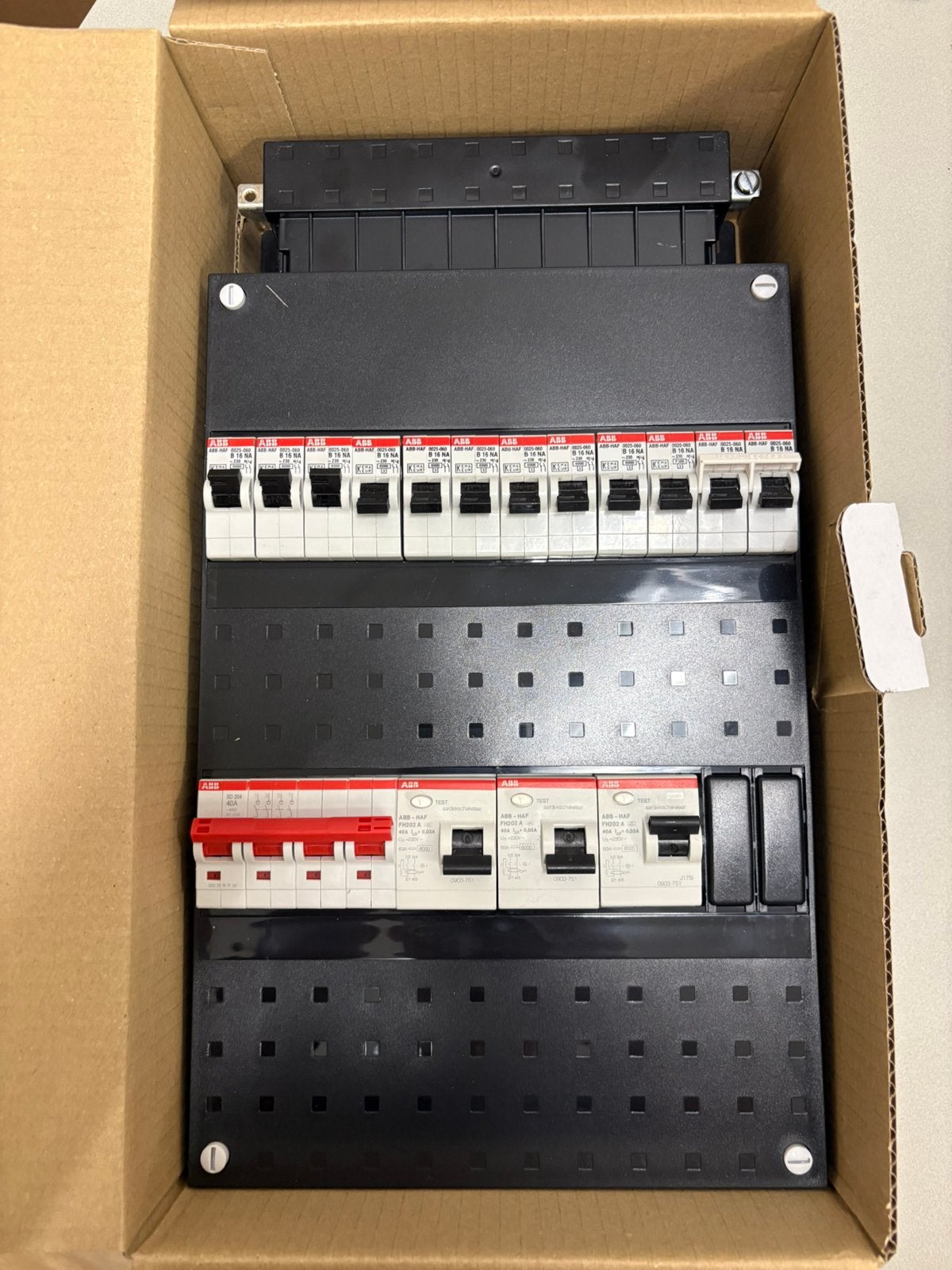 ABB groepenkast busboard 1/3-fase met 12 groepen, Abb, Overige typen, Ophalen of Verzenden, Zo goed als nieuw