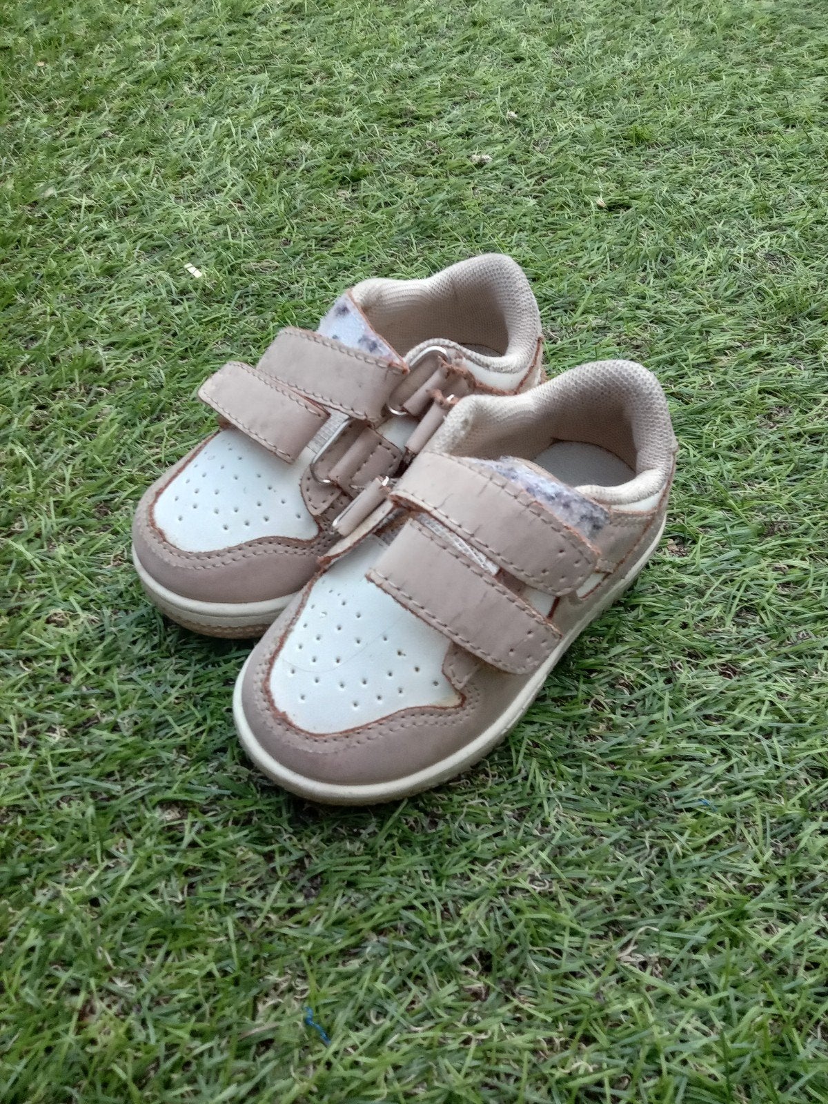 Nike Dunk Low SB kinderschoenen maat 21, Kinderen en Baby's, Babykleding | Schoentjes en Sokjes, Jongetje of Meisje, Ophalen of Verzenden
