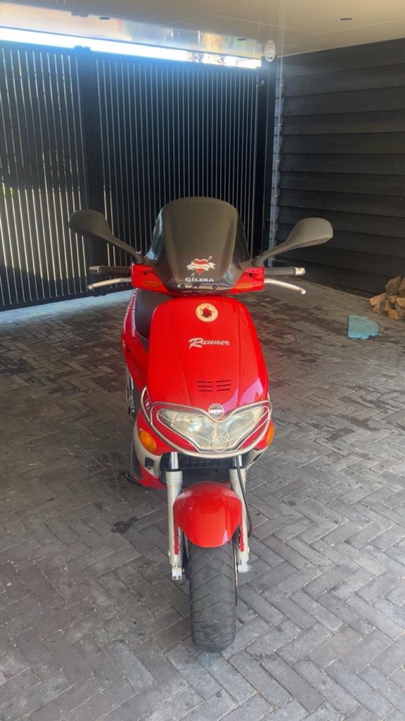 Gilera Runner 180cc Gilardoni duits m07, Ophalen of Verzenden, Zo goed als nieuw