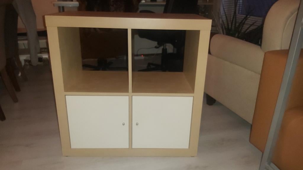 Expedit kastje met deuren Kallax, Huis en Inrichting, Kasten | Televisiemeubels, Ophalen, Gebruikt, 50 tot 100 cm, Minder dan 100 cm