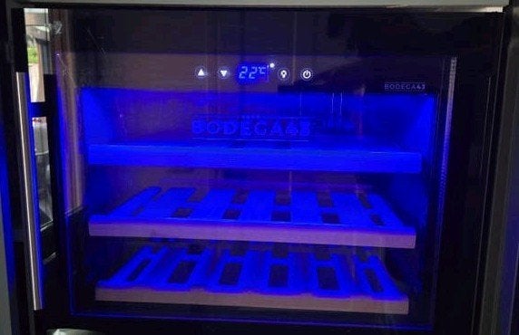 Bodega43 Wijnklimaatkast - 18 Flessen, Ophalen, Zonder vriesvak, Minder dan 45 cm, Minder dan 85 cm