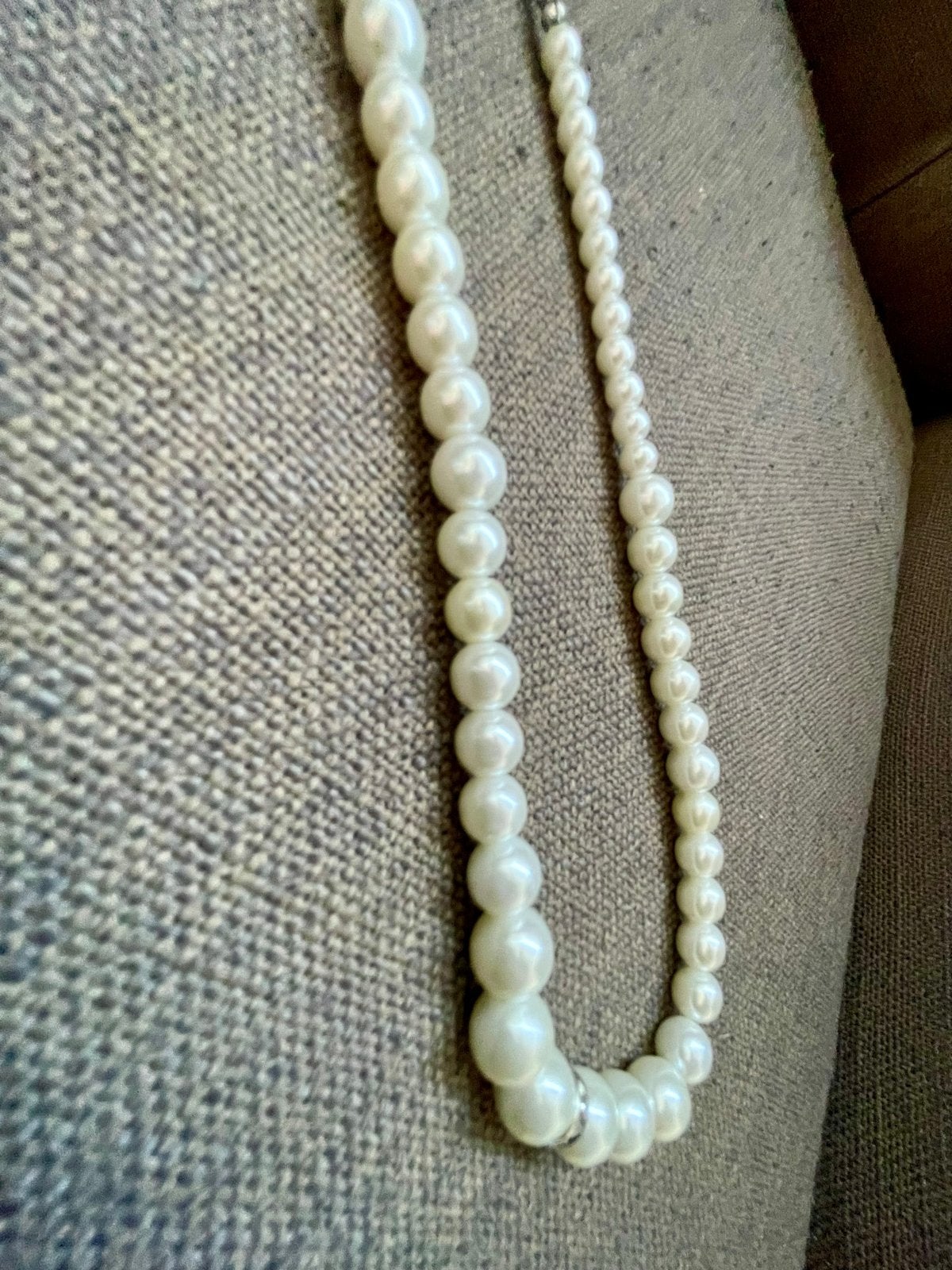 Elegante parelketting met verstelbare lengte, Overige materialen, Gebruikt, Wit, Ophalen of Verzenden
