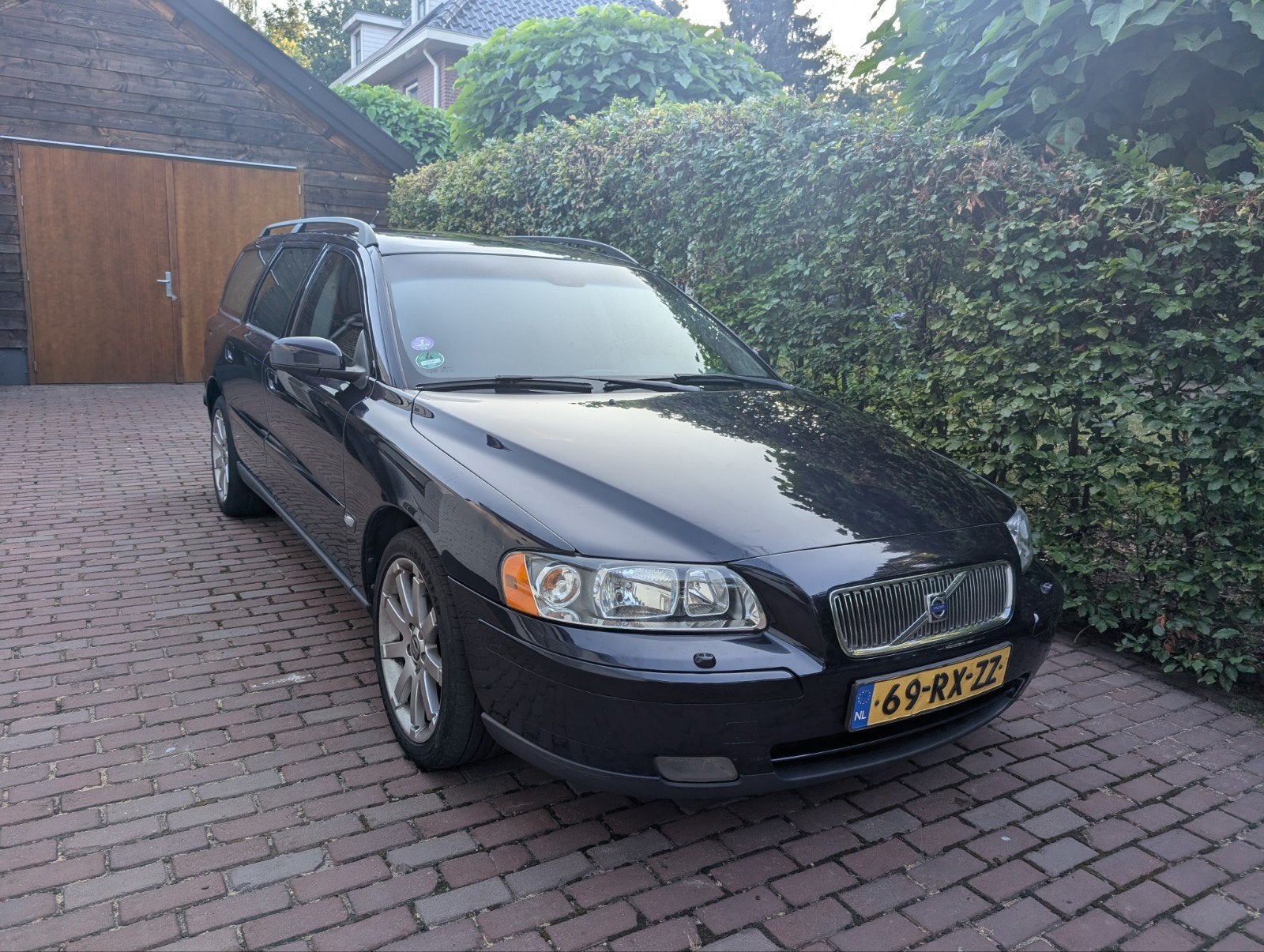 Volvo V70 2.4 170PK 2005 Blauw, Auto's, Volvo, Voorwielaandrijving, 1800 kg, Zwart, Blauw