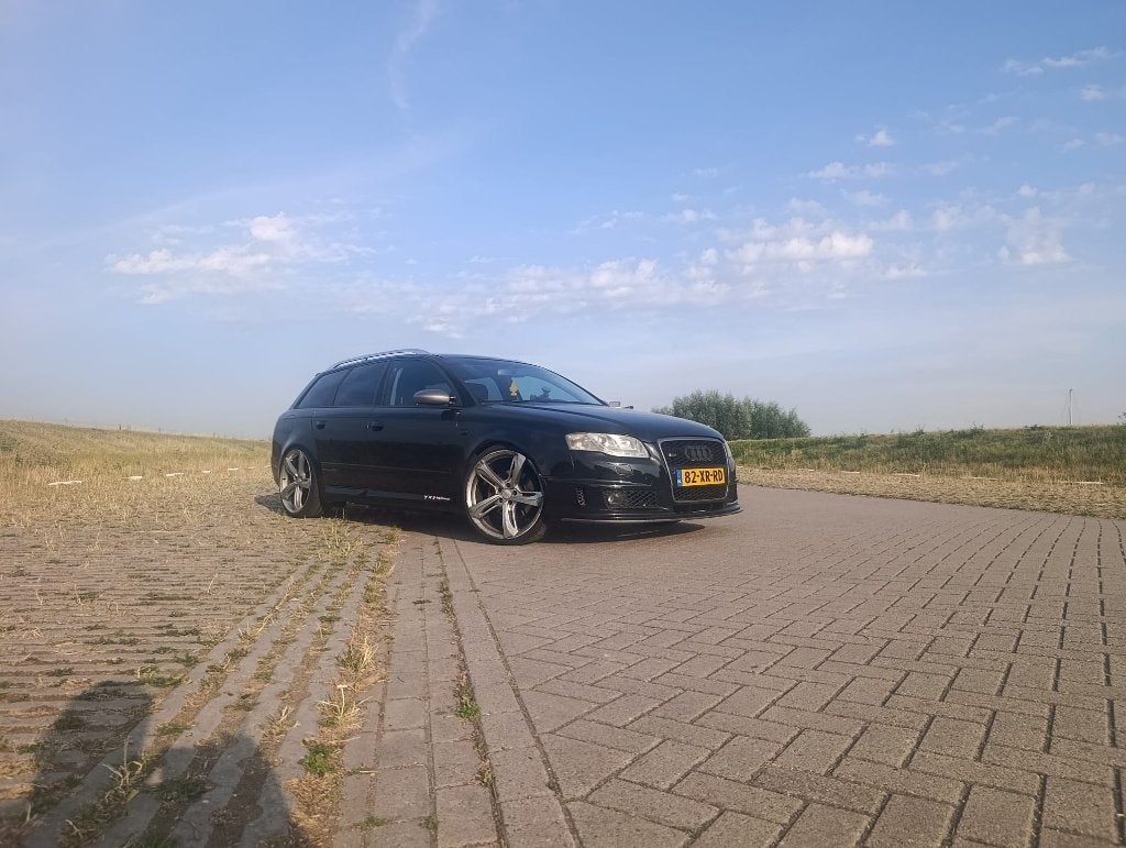 Audi A4 1.8 T 120KW Avant 2005 Zwart, Auto's, Voorwielaandrijving, Zwart, 4 cilinders, A4