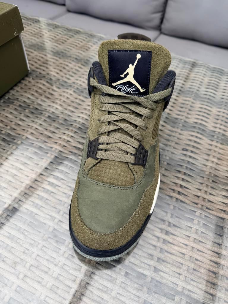 Air Jordan 4 Retro SE Craft Medium Olive Maat 44, Ophalen of Verzenden, Zo goed als nieuw, Overige kleuren, Sneakers of Gympen
