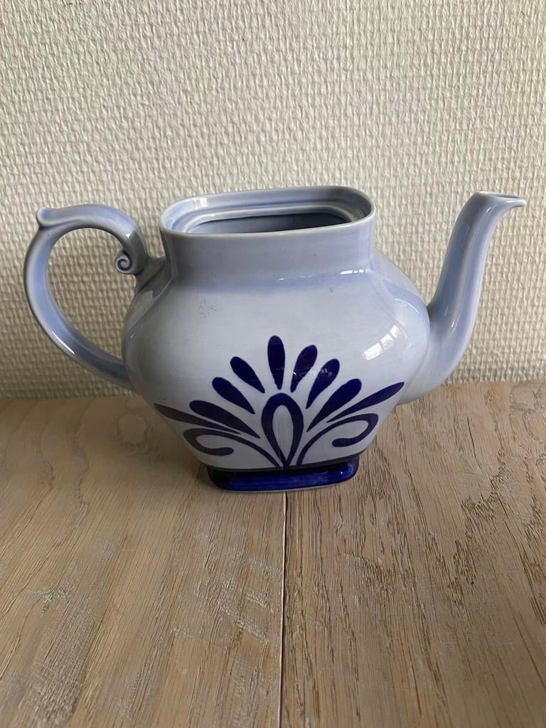 Theepot zonder deksel, Huis en Inrichting, Keuken | Servies, Ophalen of Verzenden, Zo goed als nieuw, Overige stijlen, Overige typen
