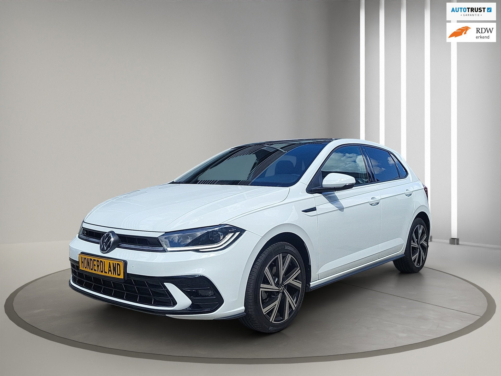 Volkswagen POLO 1.0 TSI R-Line Edition, Stof, Gebruikt, 95 pk, Wit
