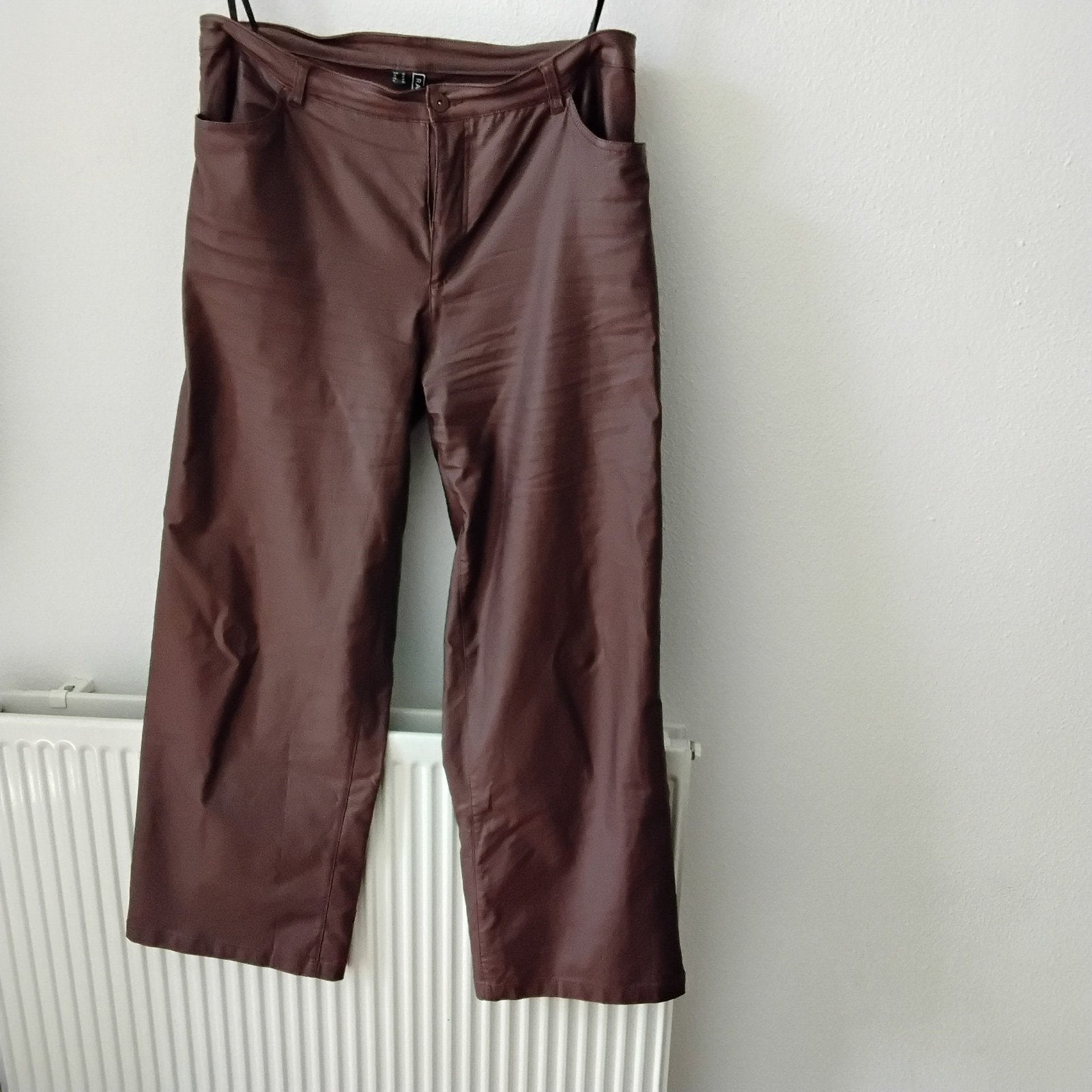 Nep leren broek. Rainbow, Kleding | Dames, Broeken en Pantalons, Bruin, Maat 46/48 (XL) of groter, Ophalen of Verzenden, Zo goed als nieuw