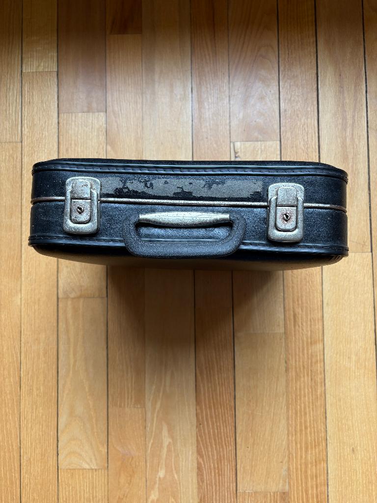 Vintage koffertje KLM? Sluiting en binnenzijde goede staat, Overige materialen, Gebruikt, Minder dan 50 cm, Ophalen of Verzenden
