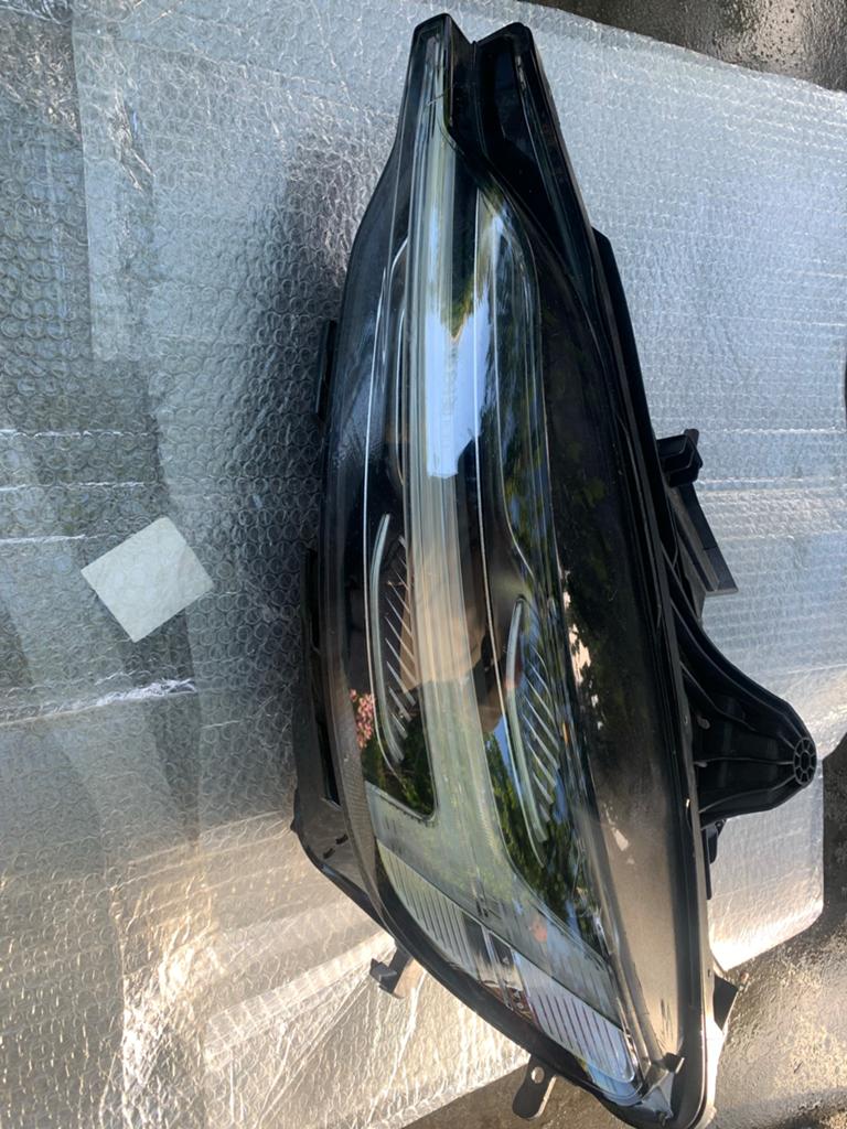 Volvo koplamp rechts V90/S90 (lichte schade), Ophalen, Gebruikt, Volvo