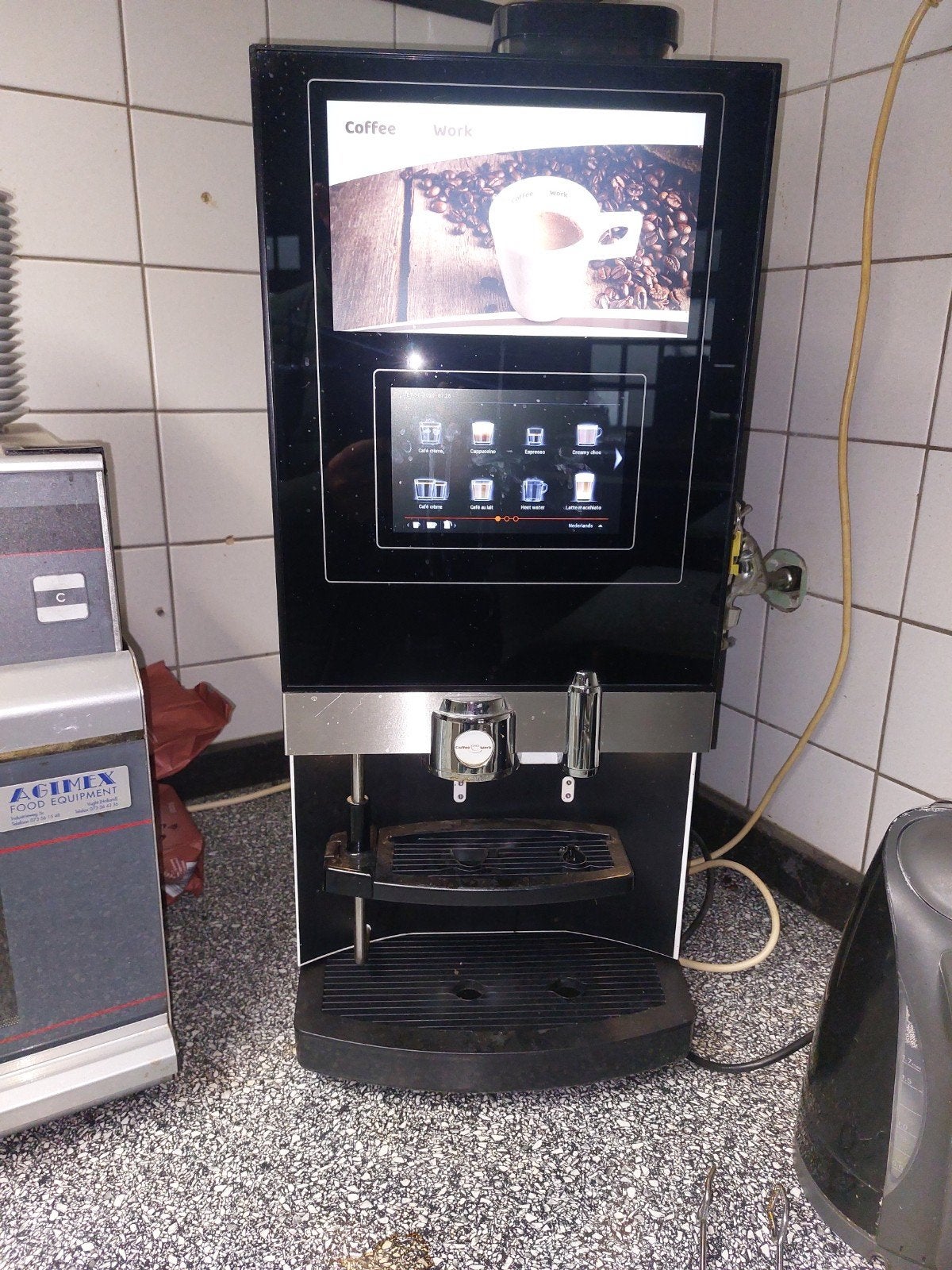 professionele koffiemachine, 10 kopjes of meer, Ophalen, Zo goed als nieuw, Koffiemachine