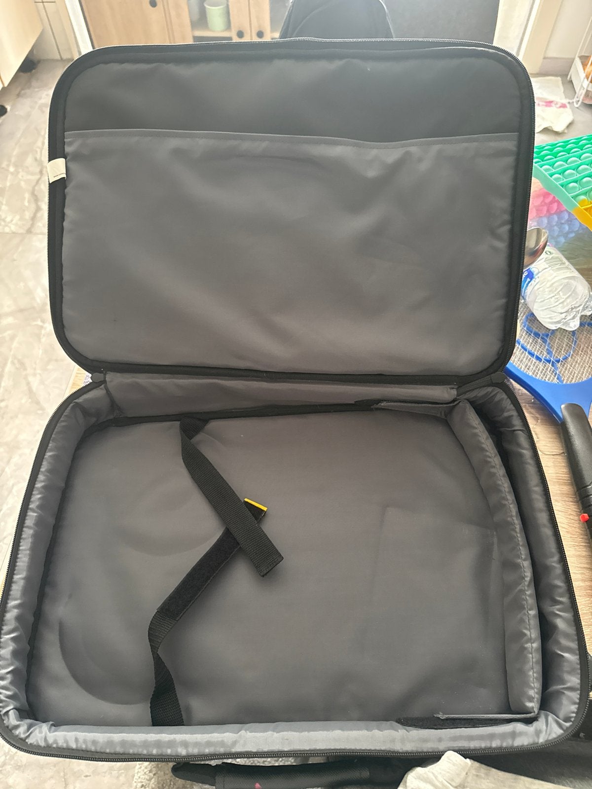 Case Logic laptoptas voor 15 inch laptop, zwart, Gebruikt, Gevoerd laptopvak, 15 inch, Aktetas