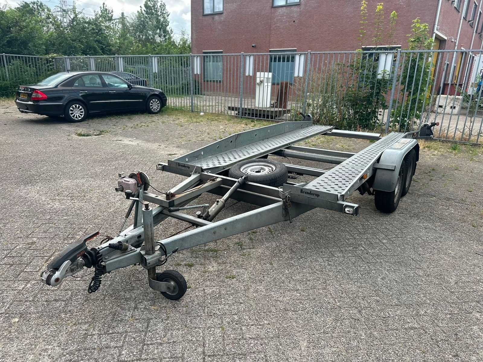 Brenderup - 2014 - Autoambulance / Transporter, Gebruikt, Overige carrosserieën, Overige brandstoffen, Origineel Nederlands