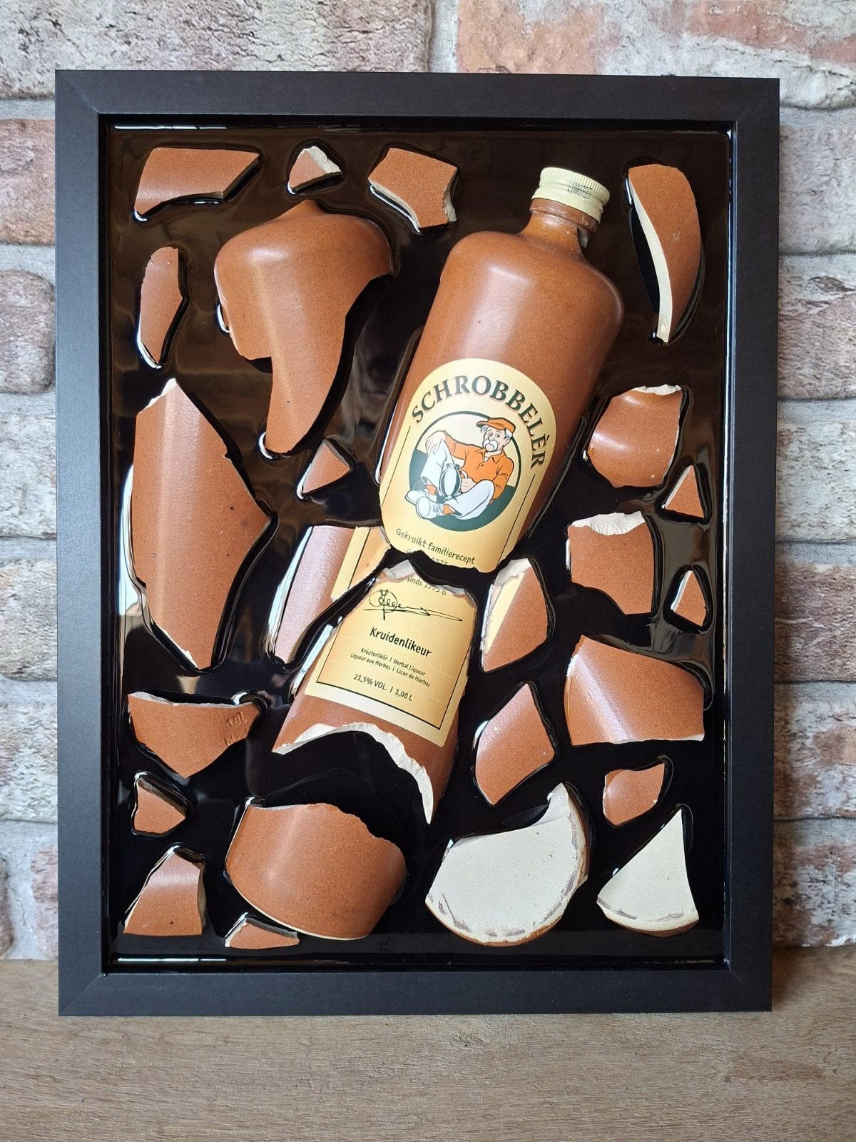 Schrobbelèr fles verwerkt in een lijst 43x33 met Epoxy, Ophalen of Verzenden