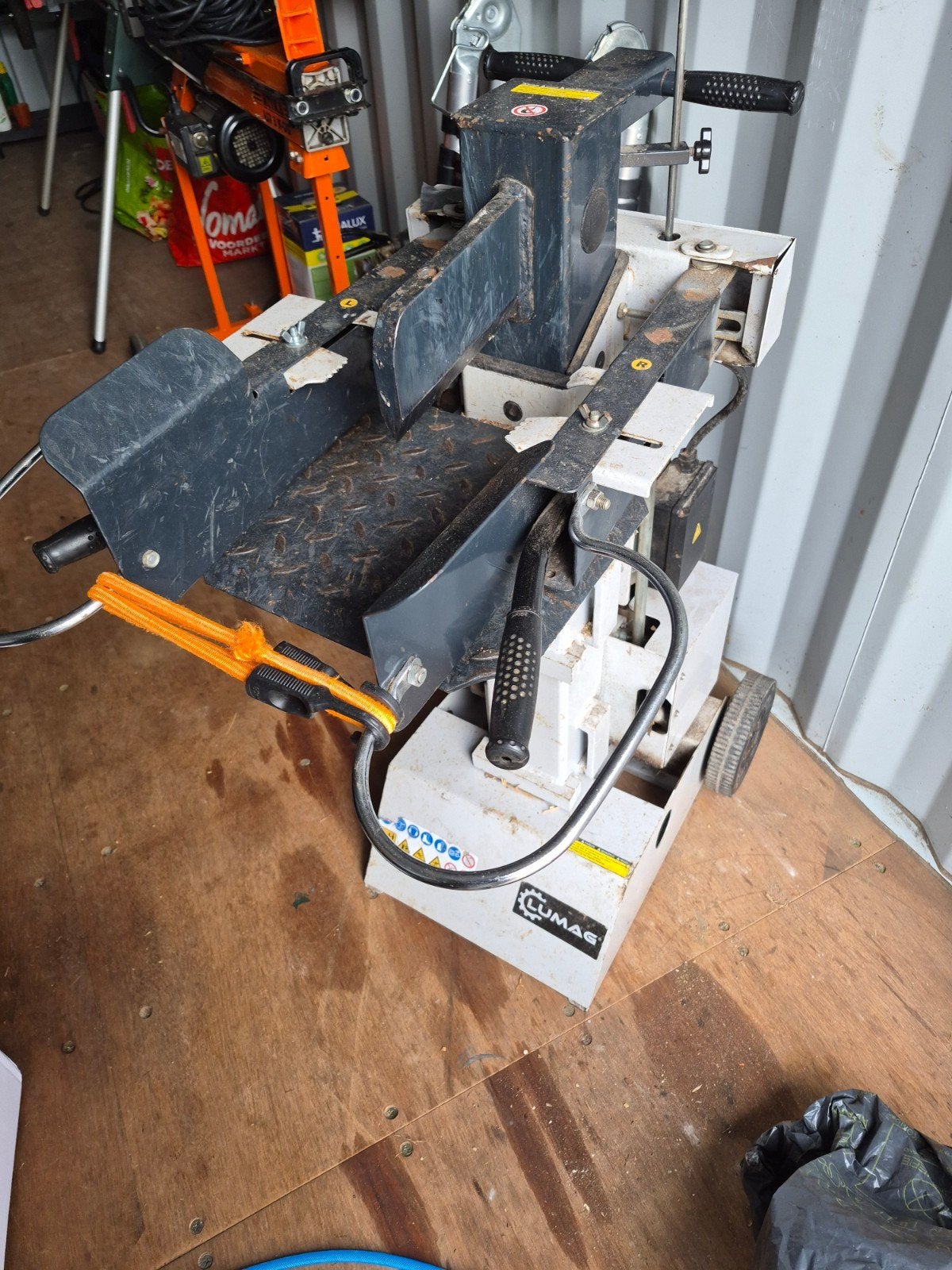 Staande Kloofmachine 220V 7 Ton Houtklover Elektrisch, Ophalen, Gebruikt, Elektrisch, Staand