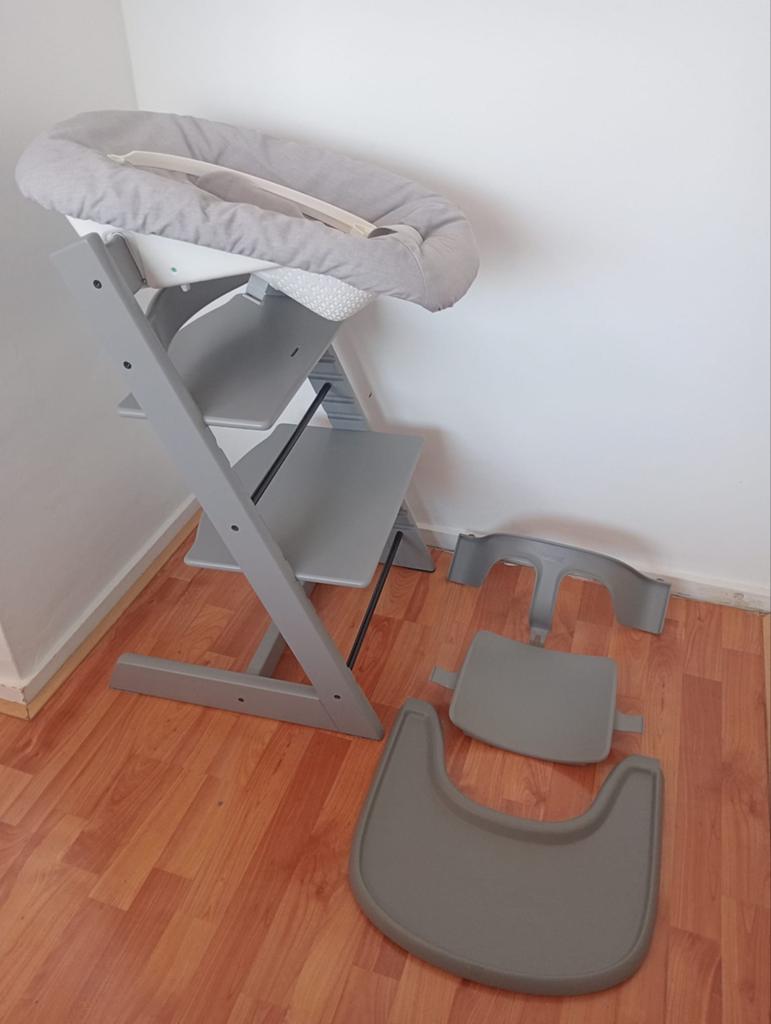 COMPLEET Stokke Tripp Trapp Kinderstoel Storm Grey GRIJS, Ophalen, Zo goed als nieuw, Meegroeistoel, Aanschuifbaar