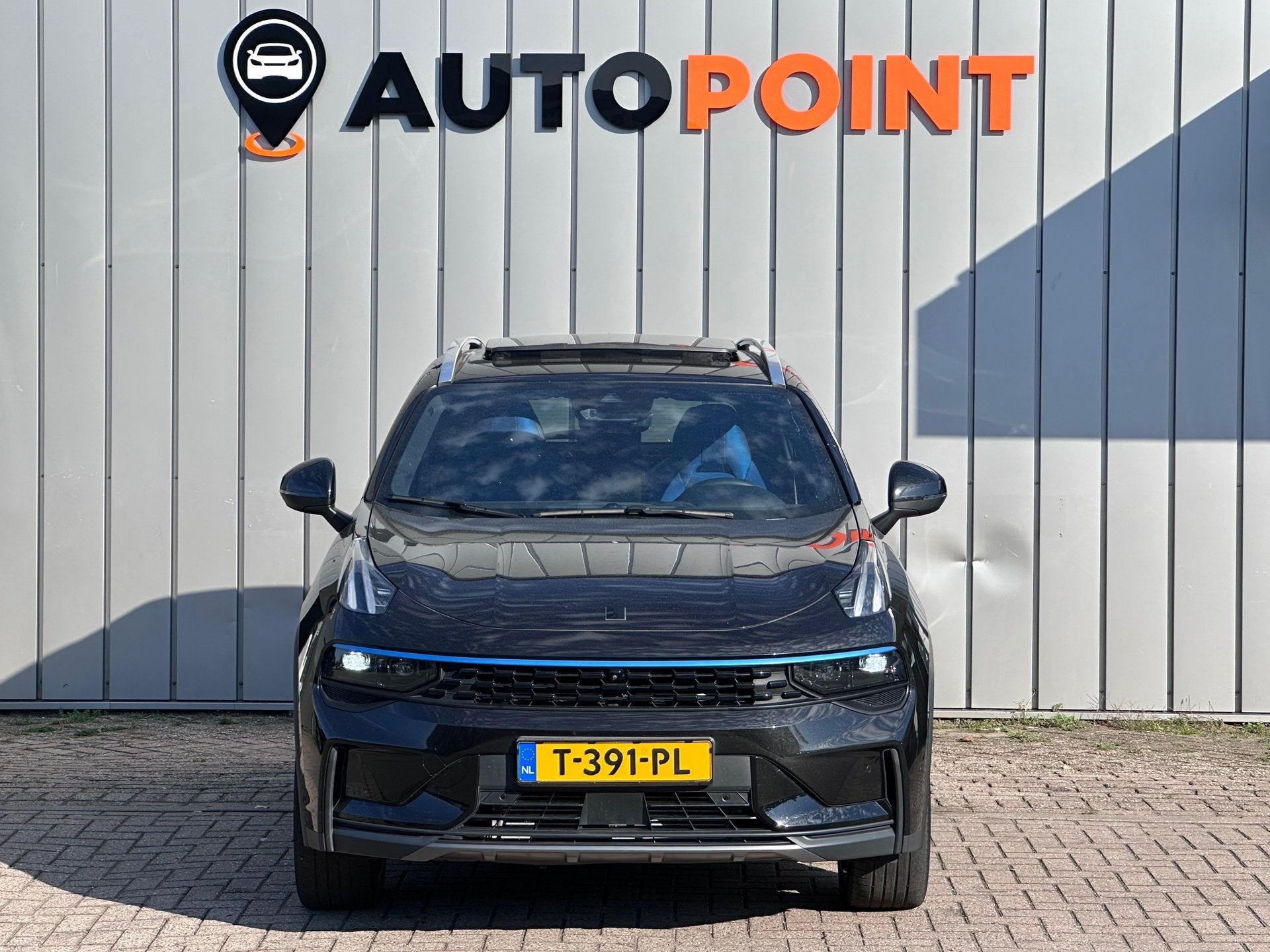 Lynk & Co 01 1.5 PHEV MY22 6,6kWh Zwart FACELIFT SOH 97% PAN, Auto's, Dealer onderhouden, Euro 6, Bedrijf, 1854 kg