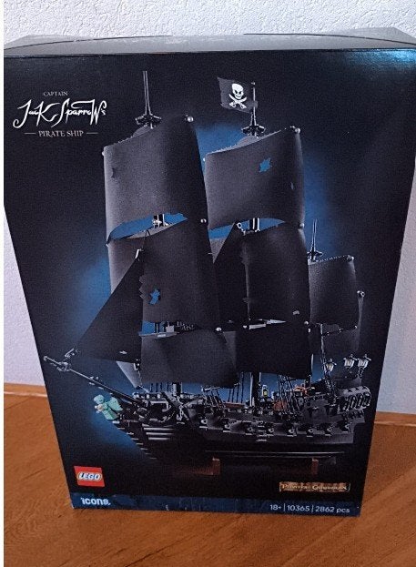 NIEUW IN DOOS: LEGO ICONS Het piratenschip Sparrow (10365), Nieuw, Ophalen of Verzenden, Icons, Complete set