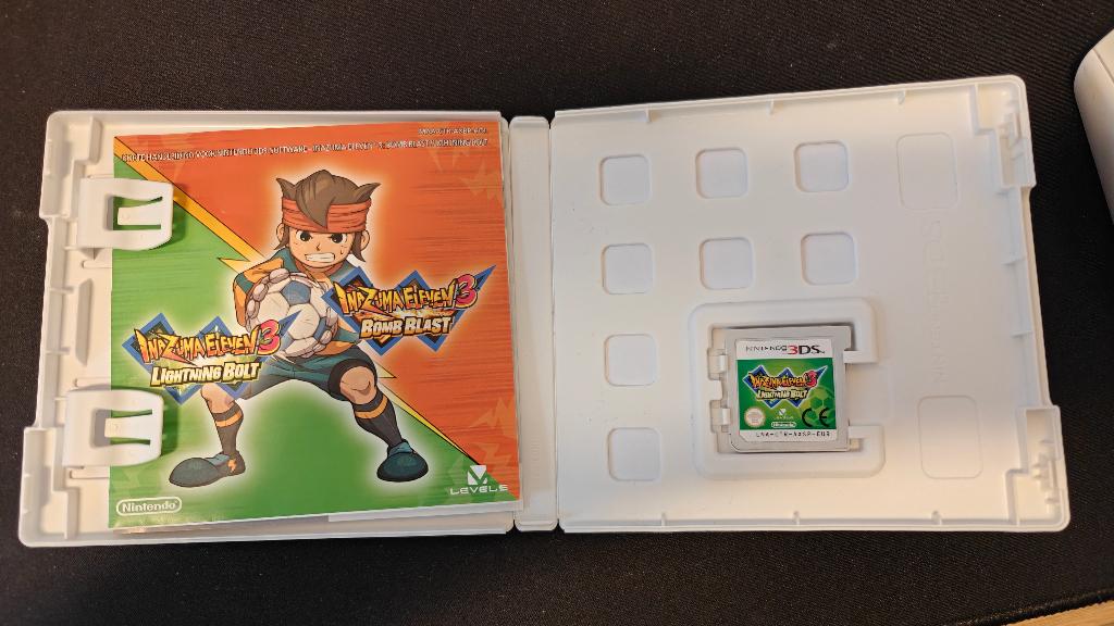 Inazuma Eleven 3: Lightning Bolt, Spelcomputers en Games, Games | Nintendo 2DS en 3DS, 1 speler, Ophalen of Verzenden, Zo goed als nieuw