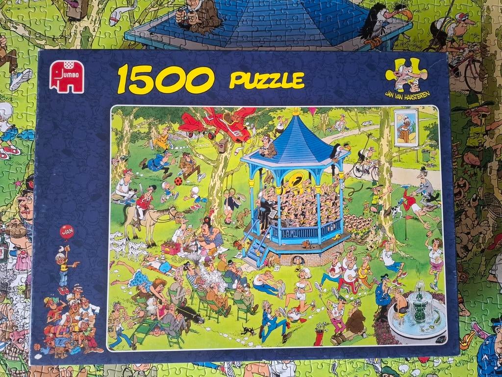 Van Haasteren puzzel, 1500 stukjes, het muziekpaviljoen, Ophalen of Verzenden, 500 t/m 1500 stukjes, Zo goed als nieuw
