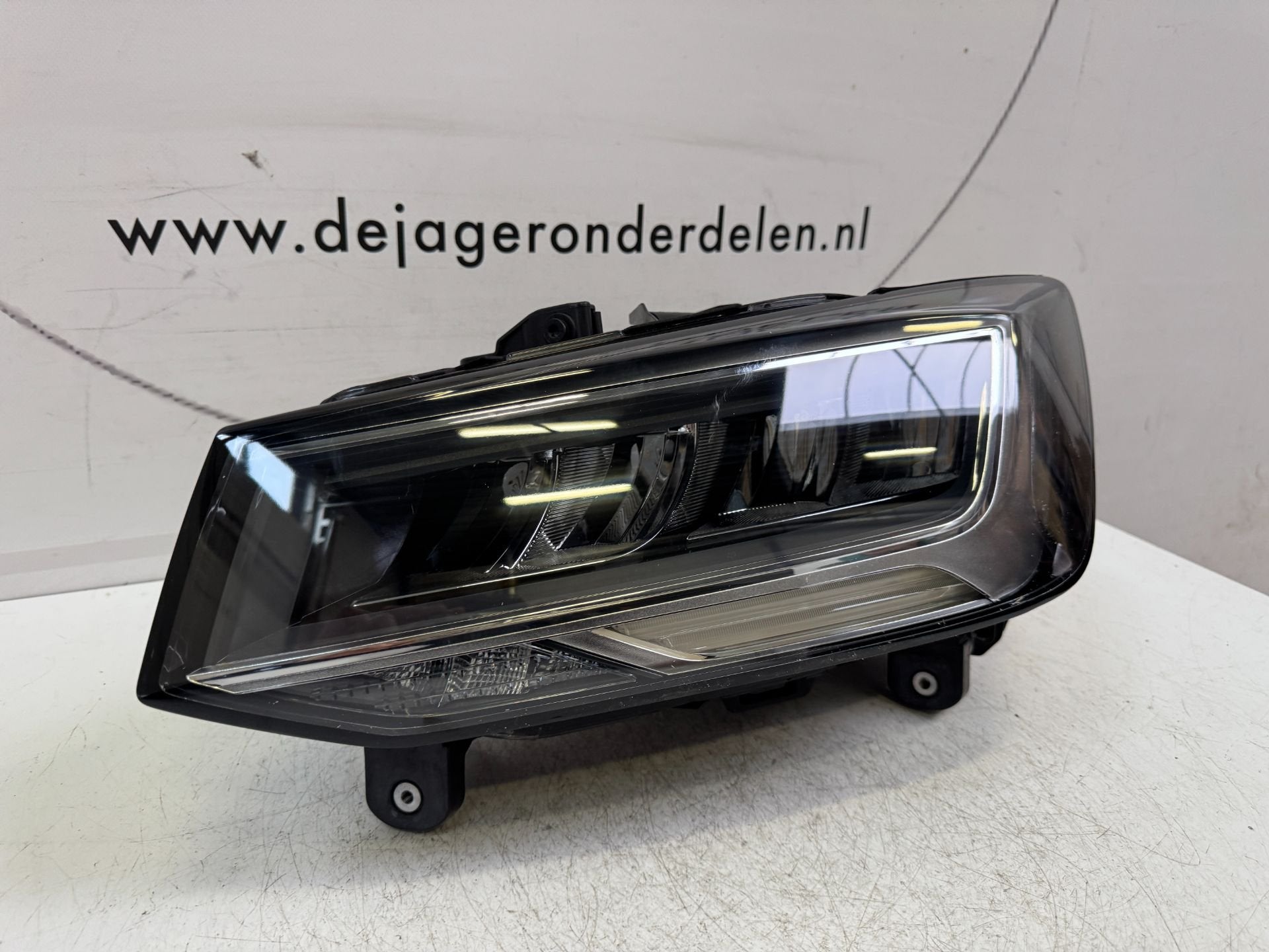 AUDI Q2 81A LED KOPLAMP LED LINKS 81A941011 2020-, Gebruikt, AUDI AG, Auto-Union-Strasse 1
85045  Ingolstadt, DE, Kundenbetreuung@audi.de