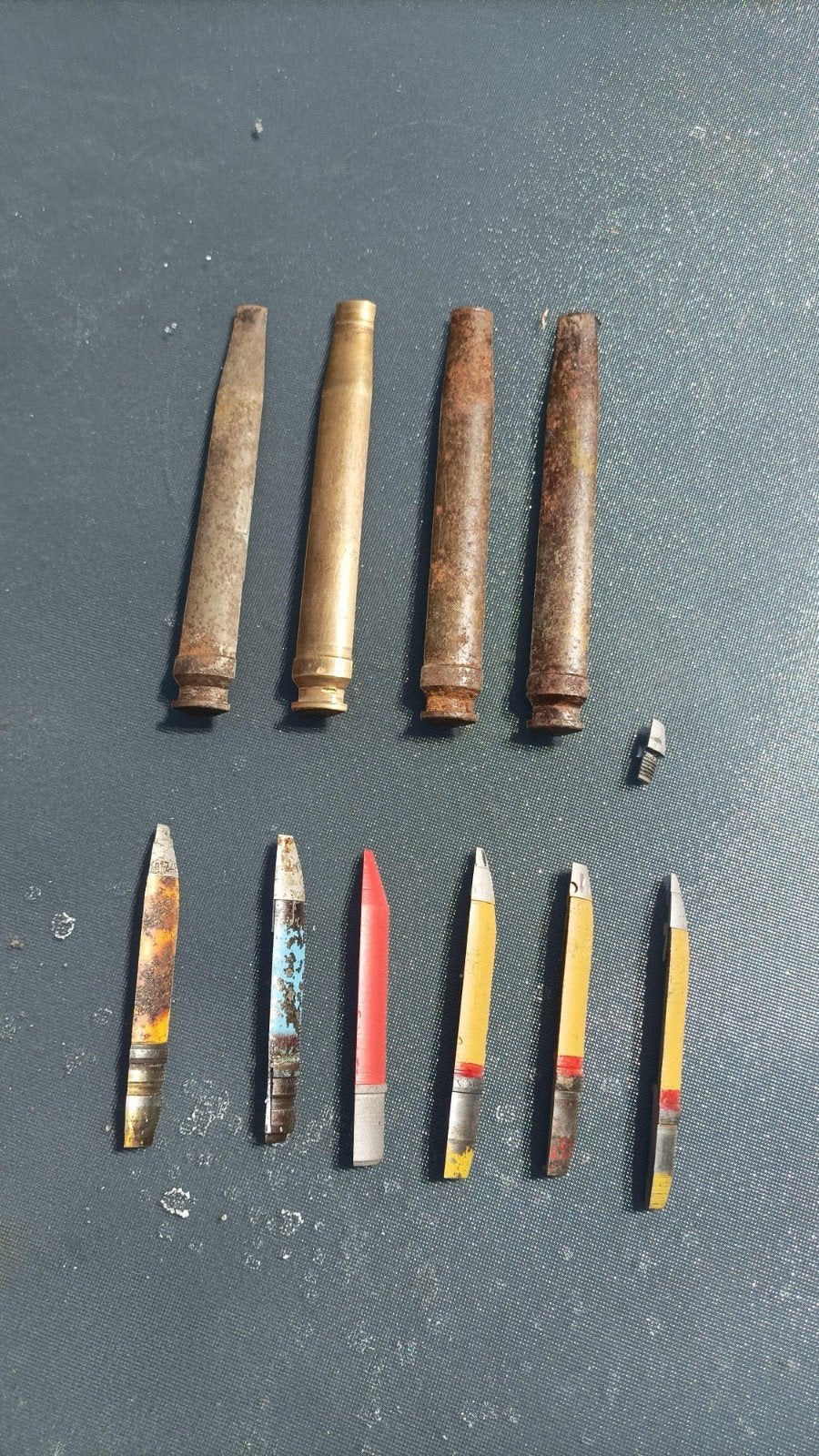 Setje doorsnedes 2cm Duits, Verzamelen, Militaria | Tweede Wereldoorlog, Ophalen of Verzenden, Landmacht, Duitsland, Hulzen of Bodemvondsten