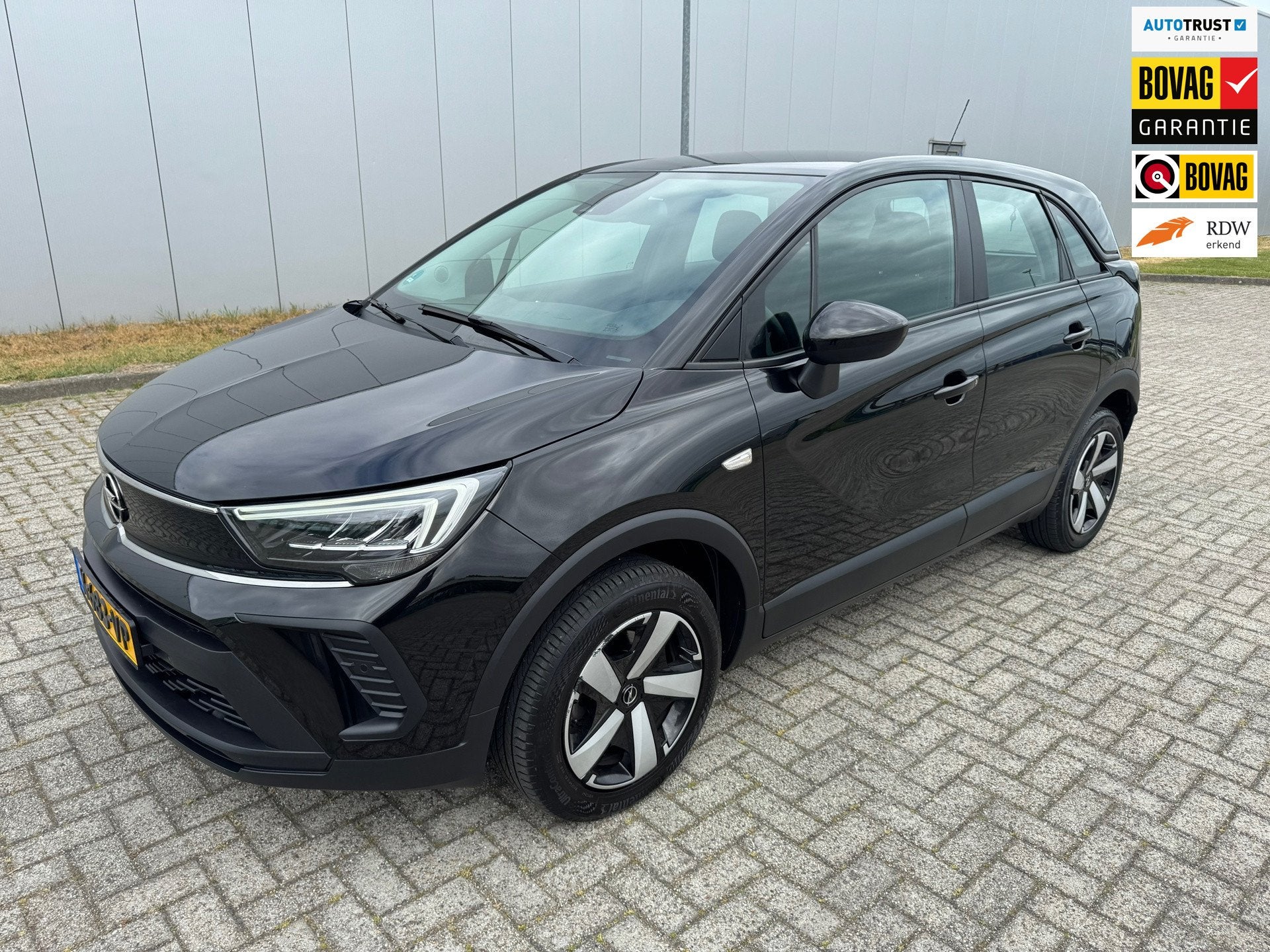 Opel Crossland 1.2 Turbo Edition , Trekhaak , Nieuw Type !, Gebruikt, Euro 6, 1199 cc, Zwart