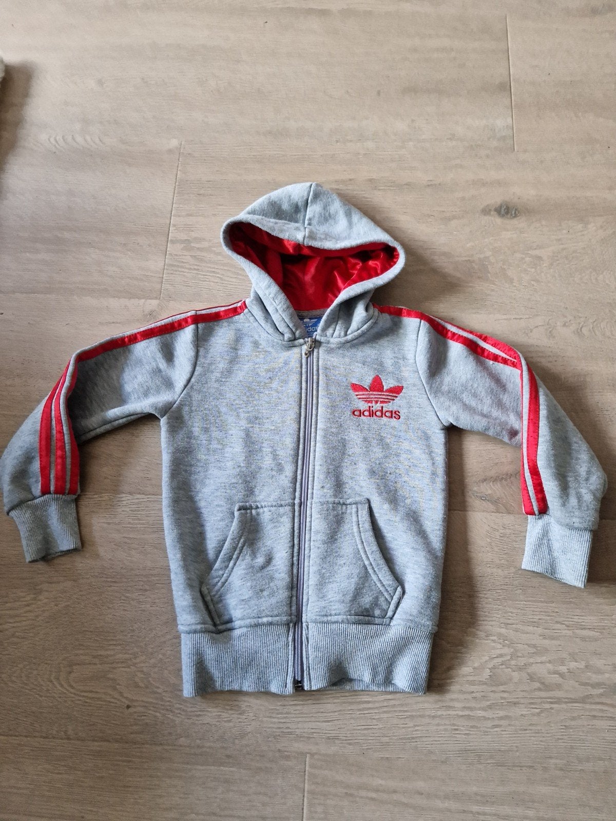 Adidas vest maat 98, Ophalen of Verzenden, Gebruikt, Jongen, Trui of Vest