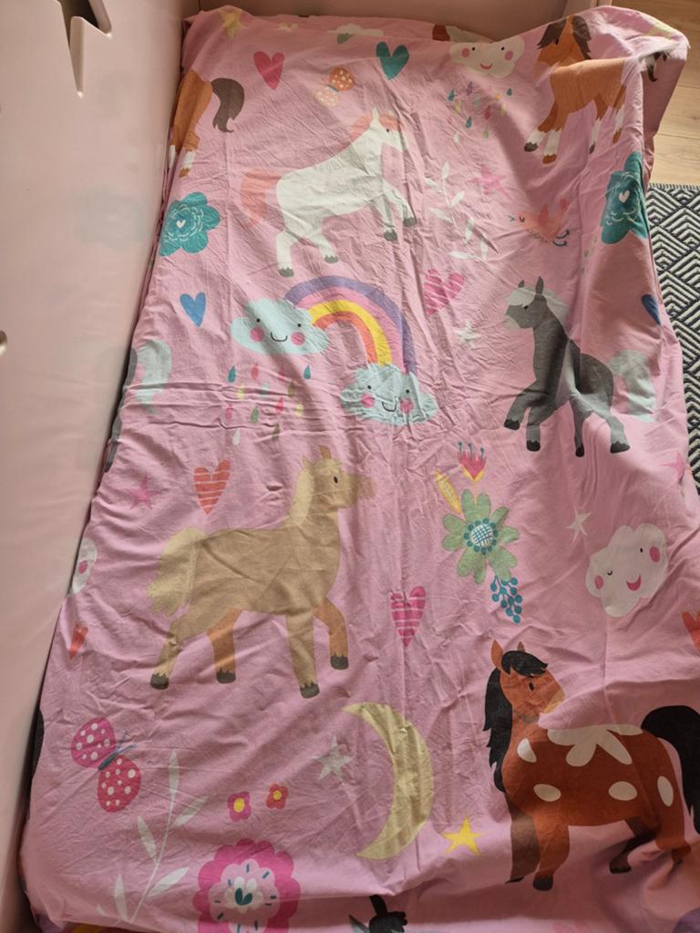 Dekbedovertrek set 120x150cm peuter - Roze met paarden, Gebruikt, Meisje, Dekbedovertrek, Ophalen of Verzenden