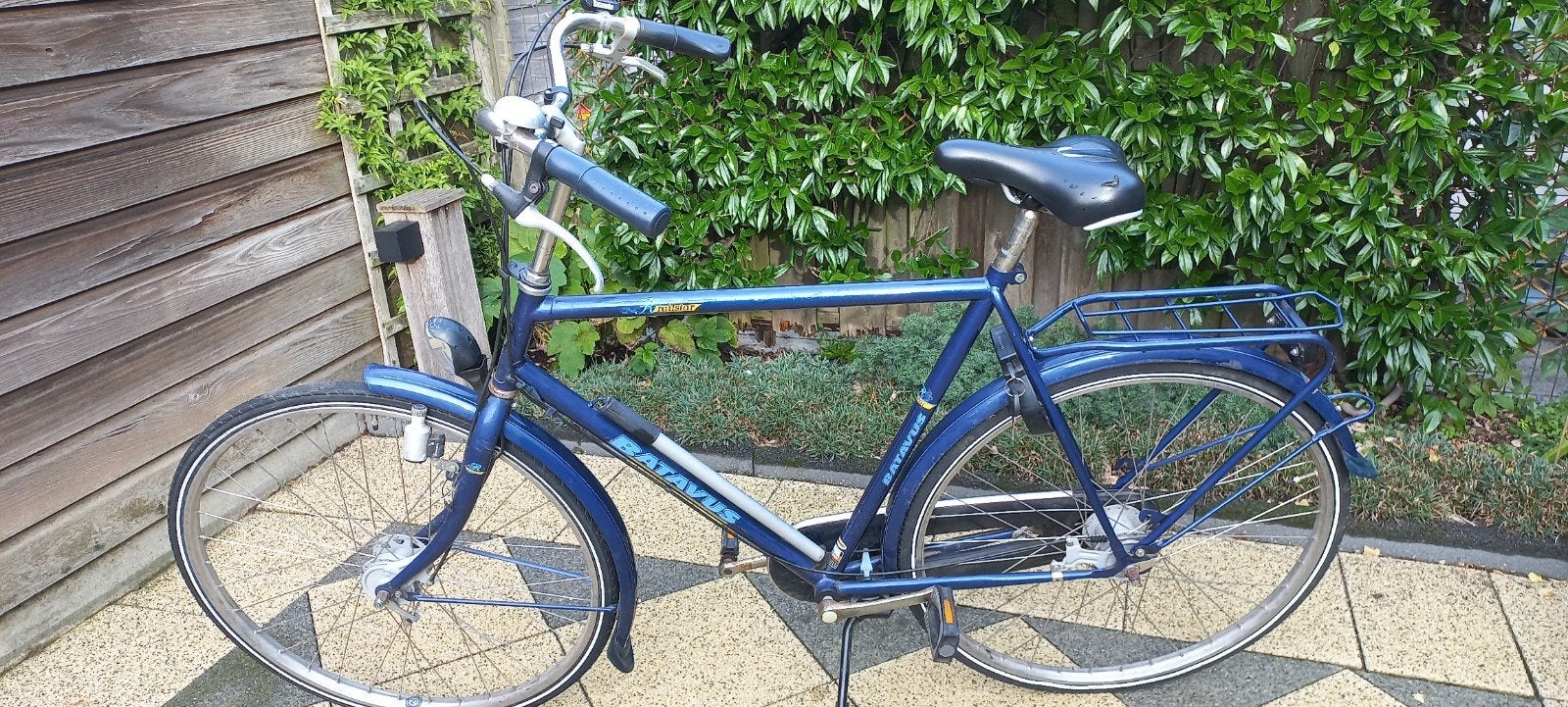 Zoek je nog een goedkope herenfiets?Batavus herenfiets Bl, Fietsen en Brommers, Ophalen, Gebruikt, Velgrem, Versnellingen