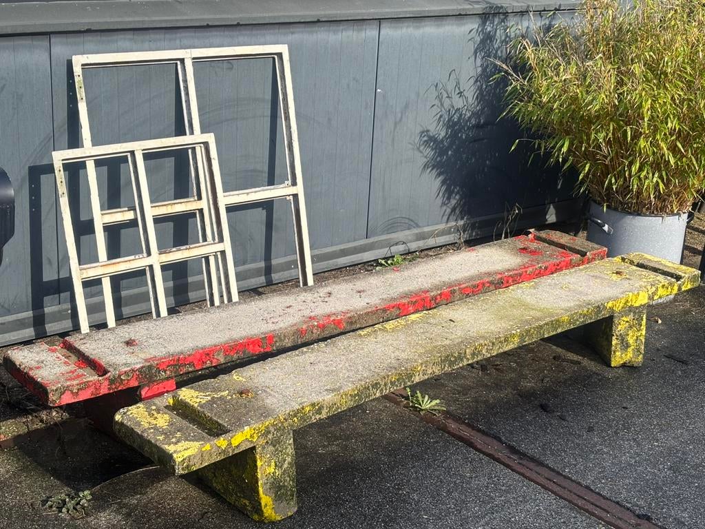 Vintage betonnen bankjes, Tuin en Terras, Ophalen, Gebruikt, Overige materialen