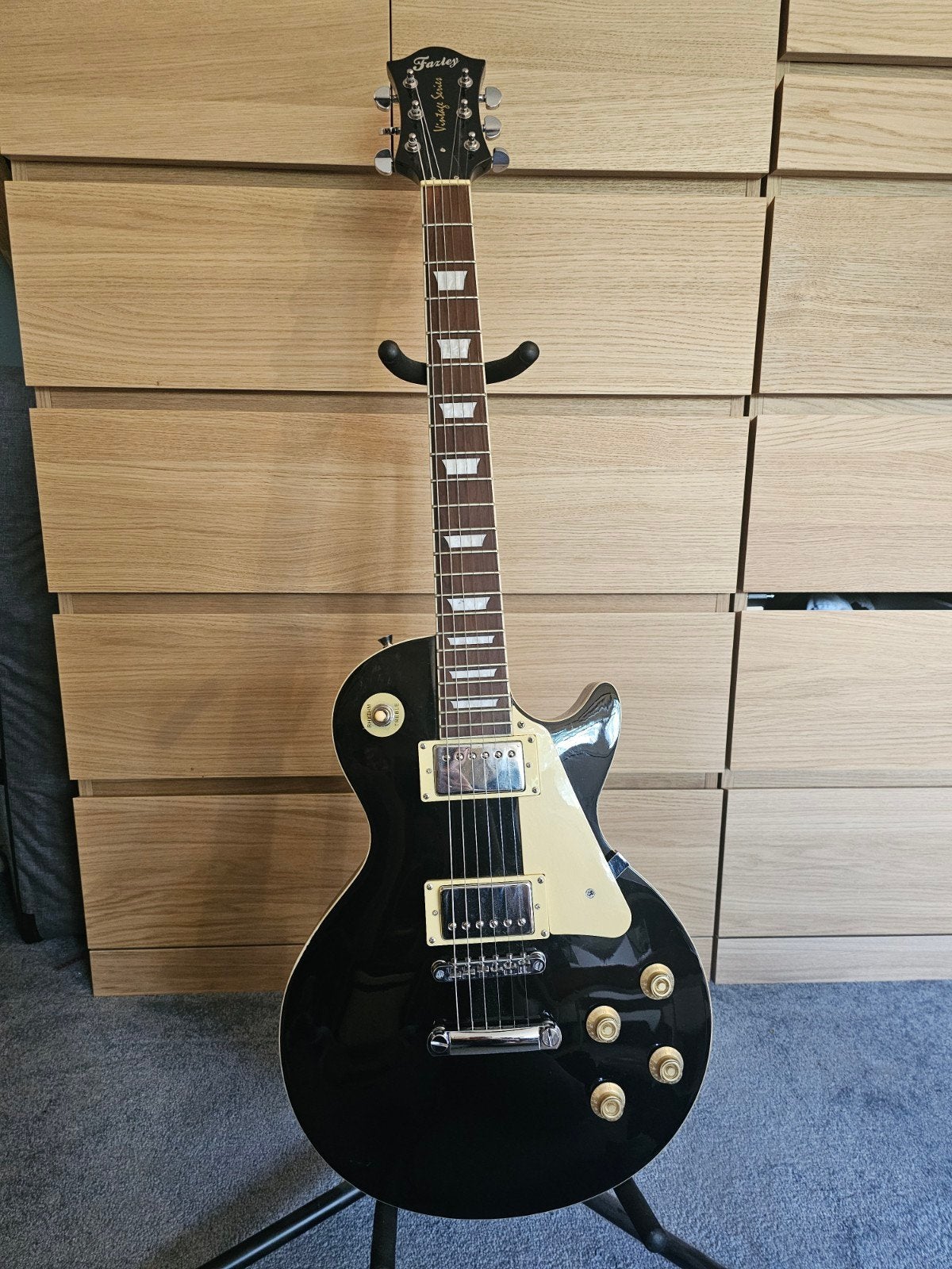 Fazley Vintage Series FLP318 Black elektrische gitaar, Muziek en Instrumenten, Snaarinstrumenten | Gitaren | Elektrisch, Zo goed als nieuw