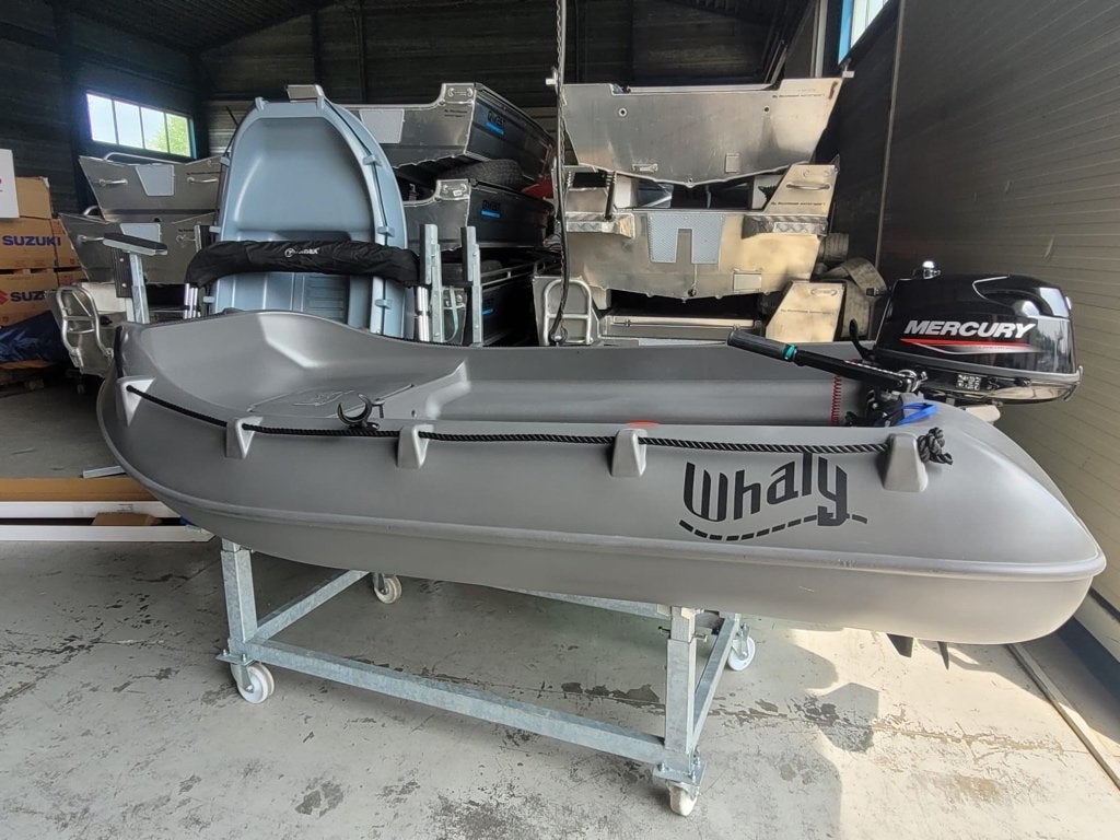 Zeer mooie Whaly 270 met Mercury 6PK en stallingwagen., Watersport en Boten, Overige merken, Buitenboordmotor, Zo goed als nieuw