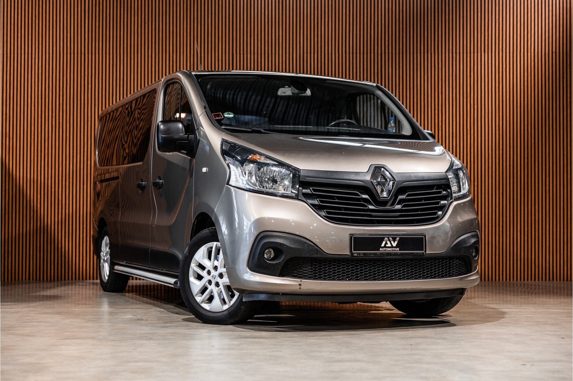 Renault Trafic 1.6 dCi L2H1 DC Turbo2 Energy | Marge | BTW &, Auto's, Voorwielaandrijving, Euro 5, Stof, Gebruikt