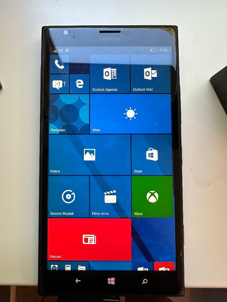 Nokia Lumia 1520 - Zonder lader en oortjes, Telecommunicatie, Ophalen, Gebruikt, Overige modellen, Zwart