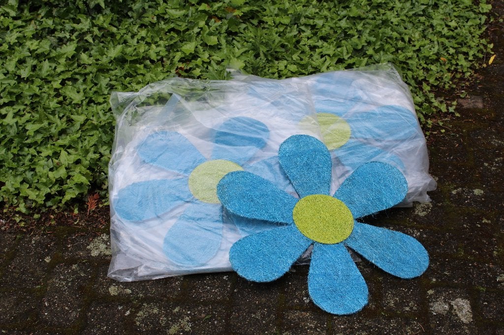 3 Grote Decoratieve Bloemen - Etalage materiaal, Ophalen, Nieuw