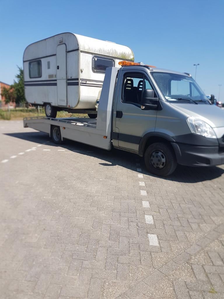 Foto 5 van Zwakhoven caravan sloperij afvoer van u oude caravan .camper