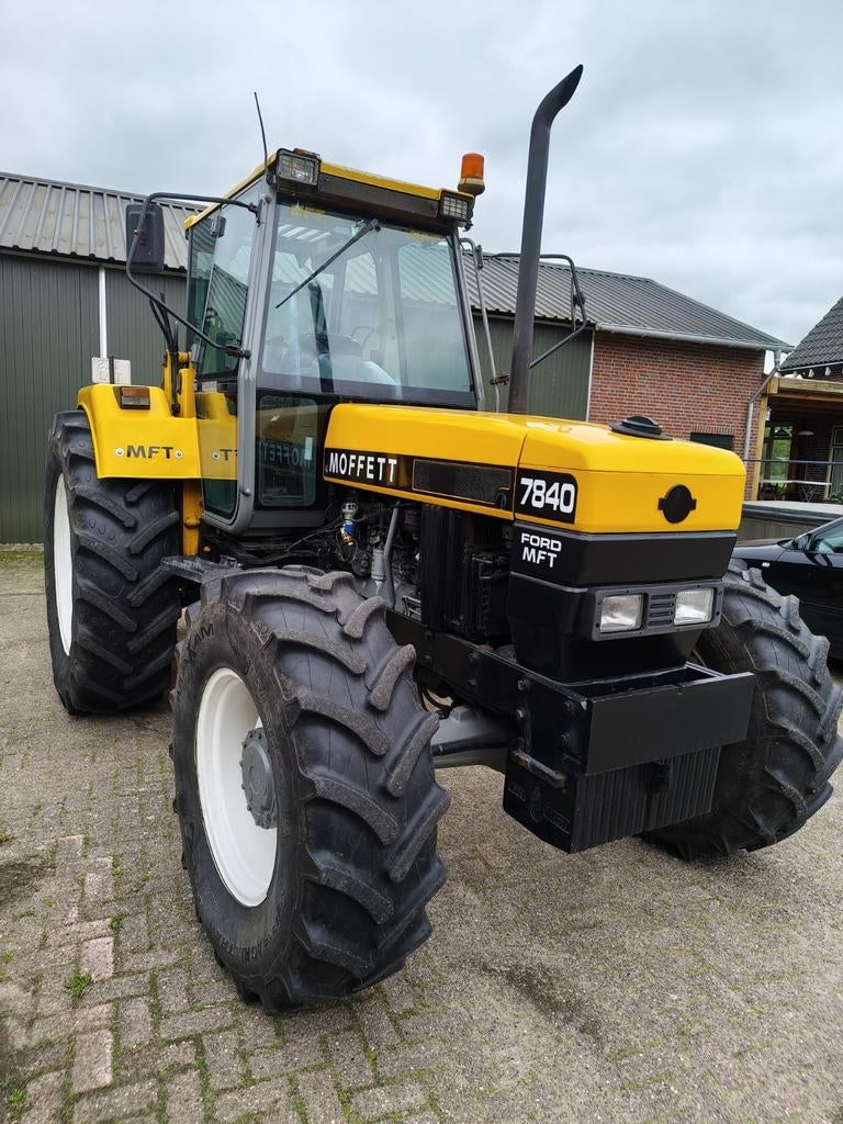 new holland moffet 7840  tractor shovel in 1 . bieden mag, Ophalen, Gebruikt, Tot 2500, Tot 80 Pk