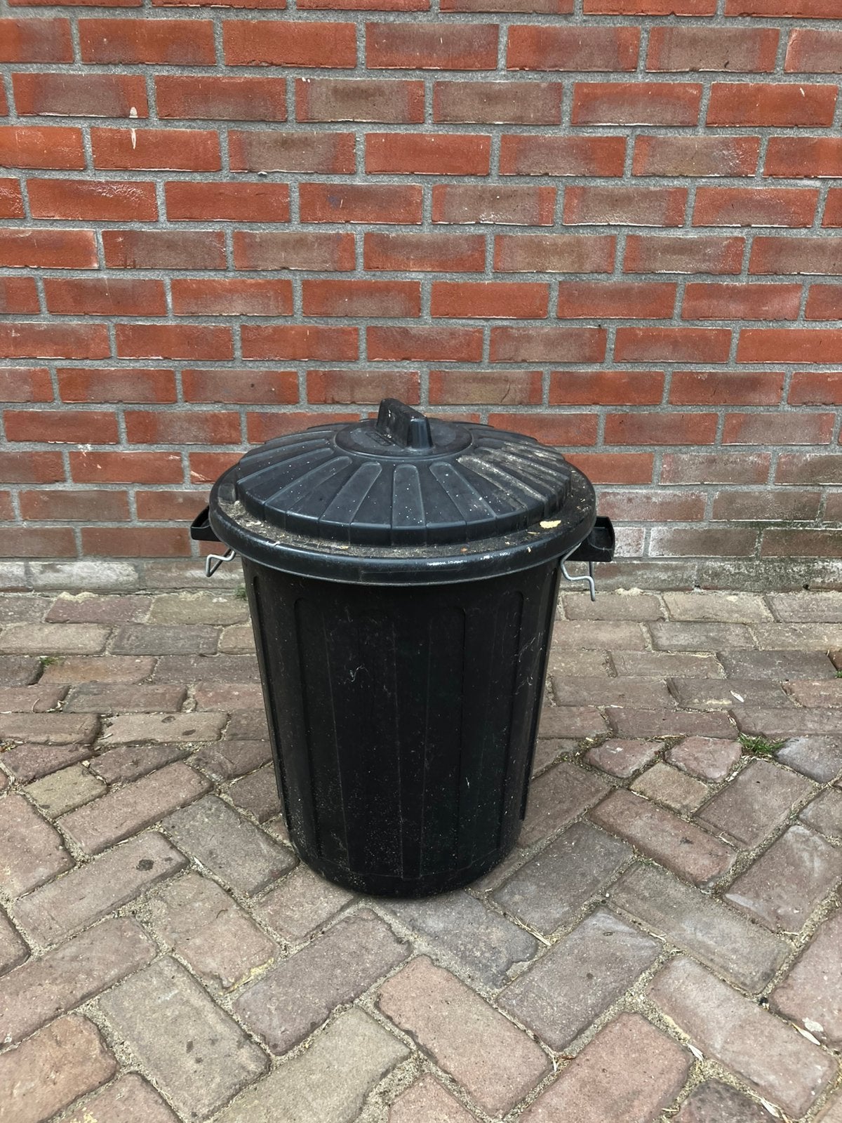 Zwarte curver prullenbak, Ophalen, 50 – 75, Kunststof, Gebruikt