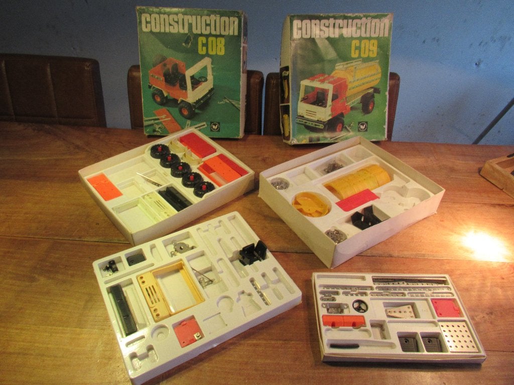 2 vintage dozen construction C08 + C09 metalen constructie, Antiek en Kunst, Ophalen of Verzenden
