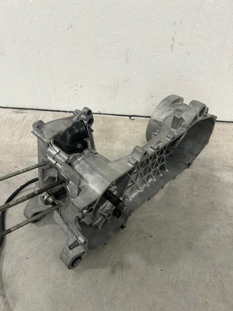 Aprillia sr 150cc dd carter (met pap), Ophalen, Gebruikt, Blok, Aprilia