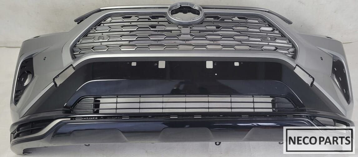 VOORBUMPER TOYOTA RAV 4 RAV4 BUMPER HYBRID 2020 -, Gebruikt, -, -, Ophalen of Verzenden
