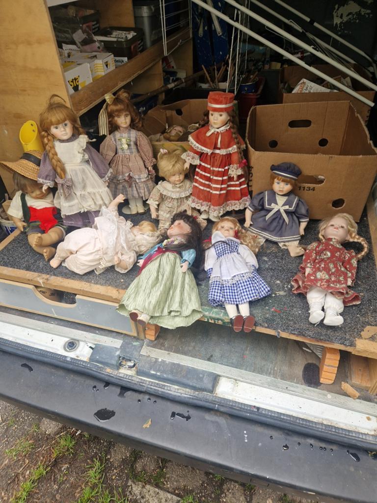 Porseleine poppen, Ophalen of Verzenden, Zo goed als nieuw, Poppenhuis