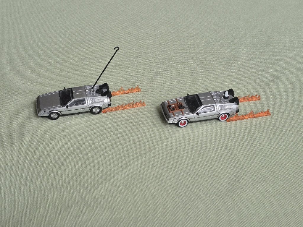 2 mini DeLorean modellen Back to the Future, Ophalen of Verzenden, Gebruikt, Auto