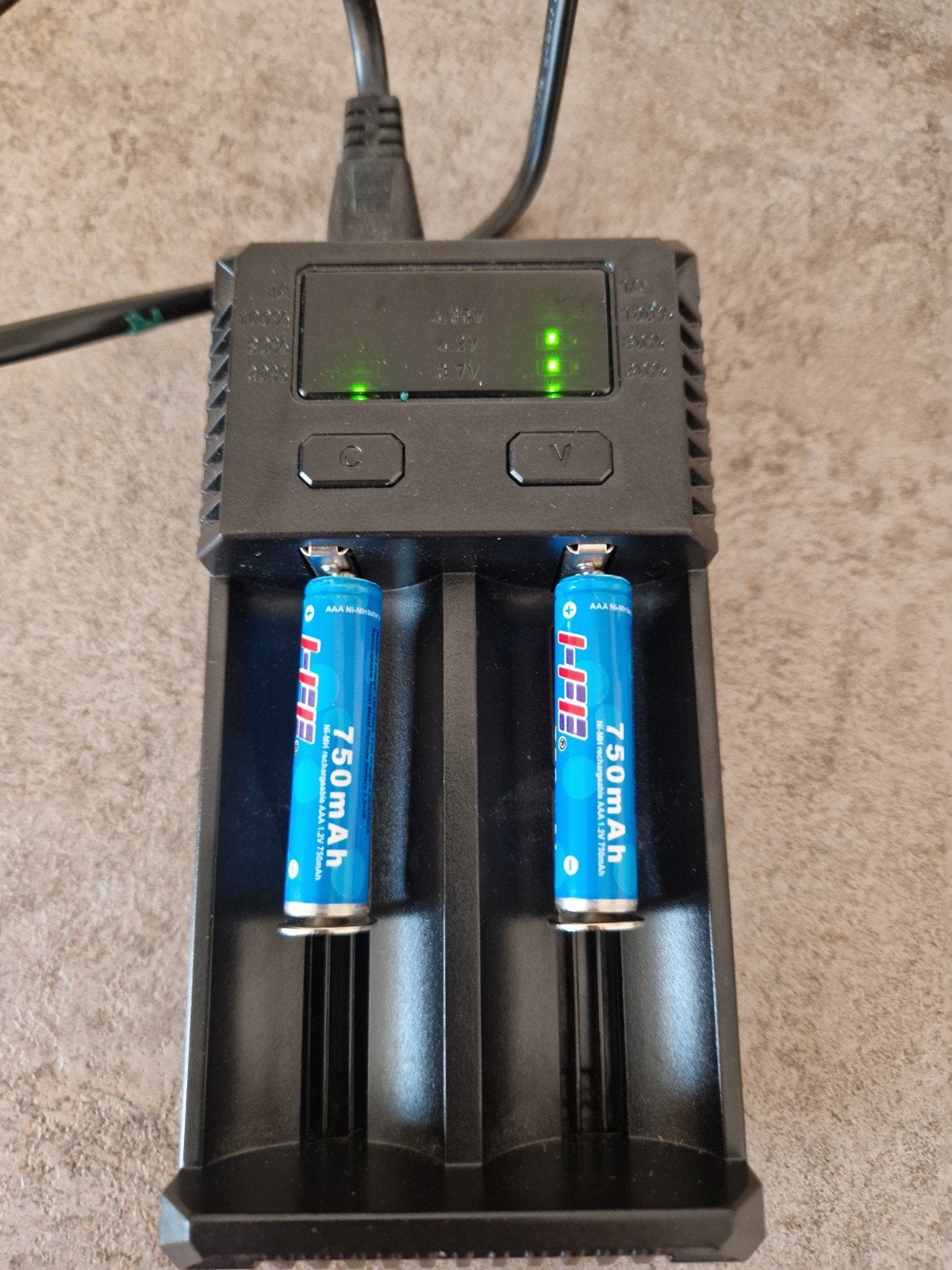 Nitecore Intellicharger NEW i2 Universele Batterijlader, Ophalen of Verzenden, Nieuw, Oplaadbaar