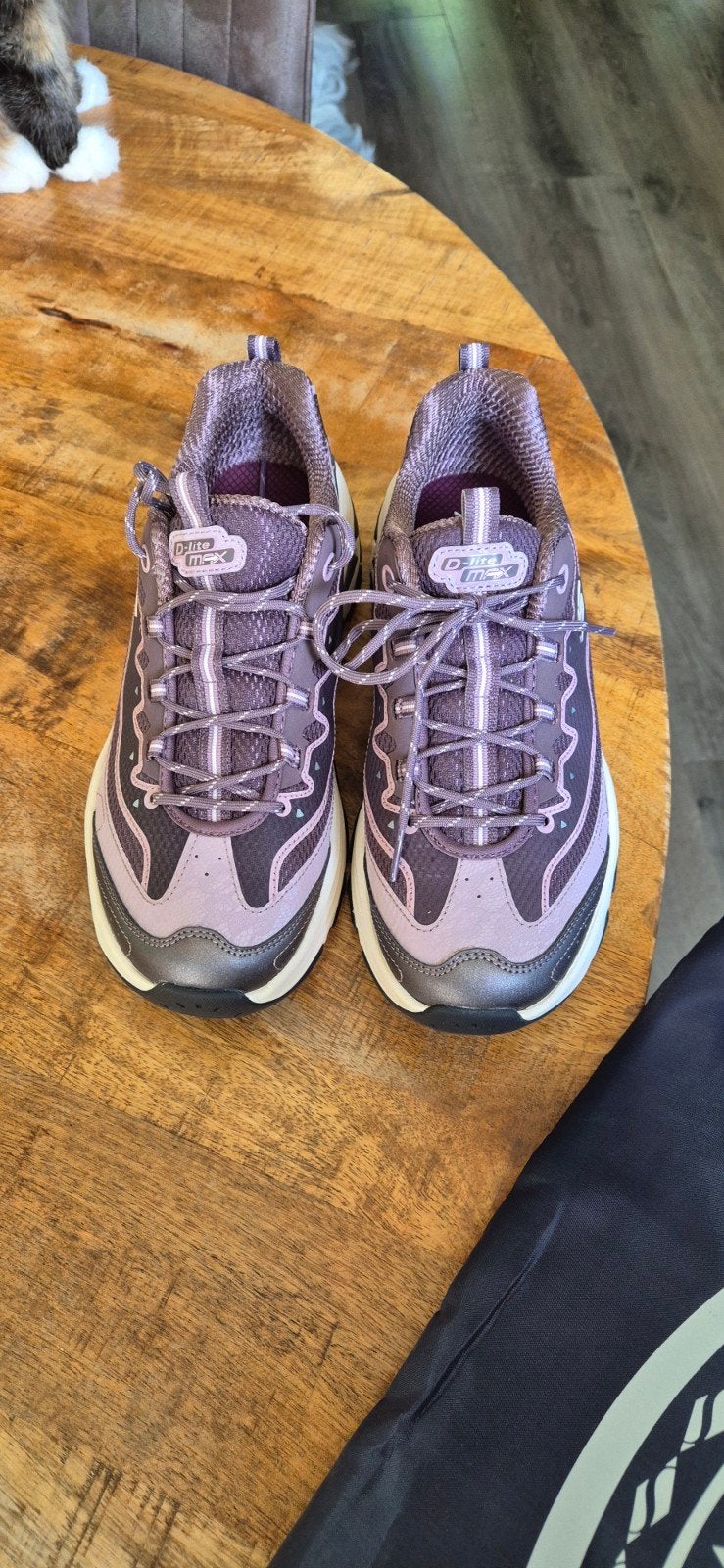 Nieuwe Skechers D'LITE MAX - Sneakers laag - dark mauve  Maa, Skechers, Overige kleuren, Nieuw, Ophalen of Verzenden