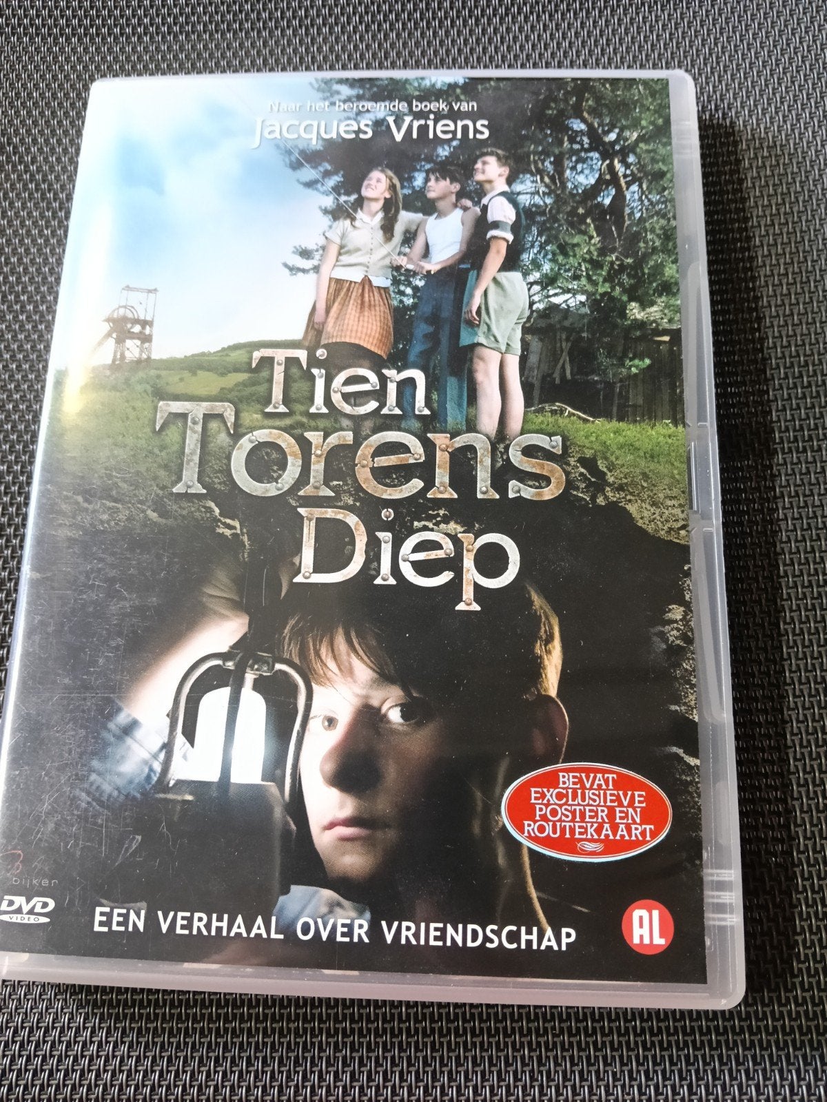 Tien torens diep, Alle leeftijden, Ophalen of Verzenden, Zo goed als nieuw, Nederlands