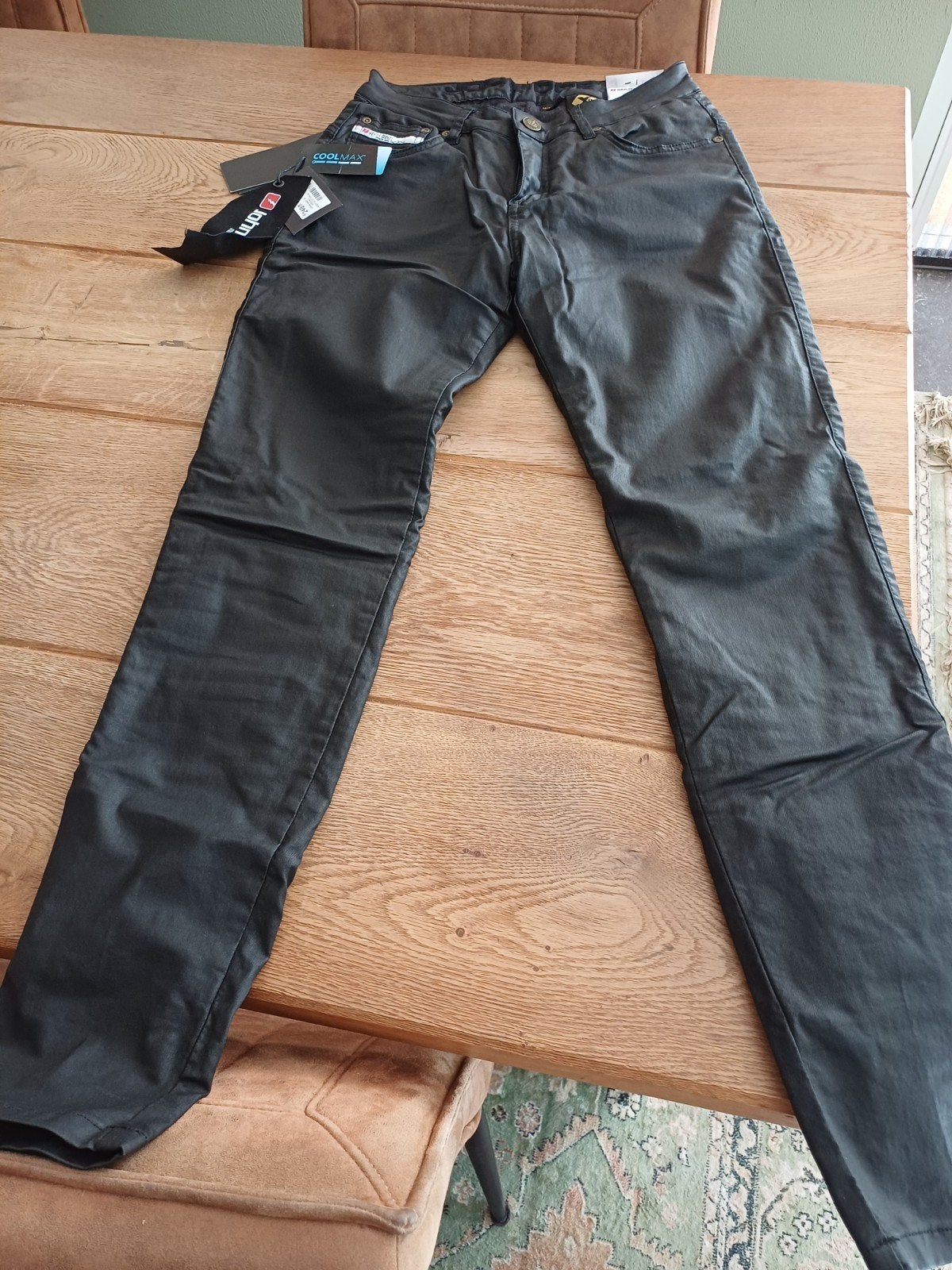 Geheel nieuwe motorbroek (Jegging) in leatherlook!, Motoren, Verzenden
