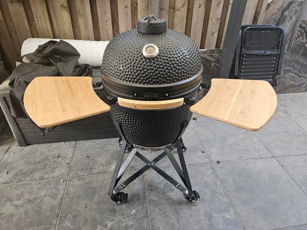 Urban Chef BBQ Kamado met warmtesensor en extra roosters, Ophalen, Zo goed als nieuw, Urban Chef, Met accessoires